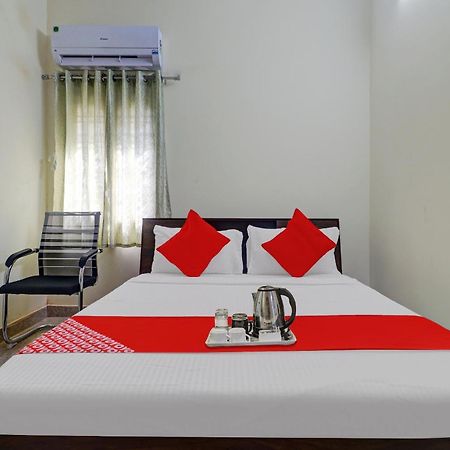Hotel O S V Residency Kajaguda Near Gachibowli Hyderabad Eksteriør billede