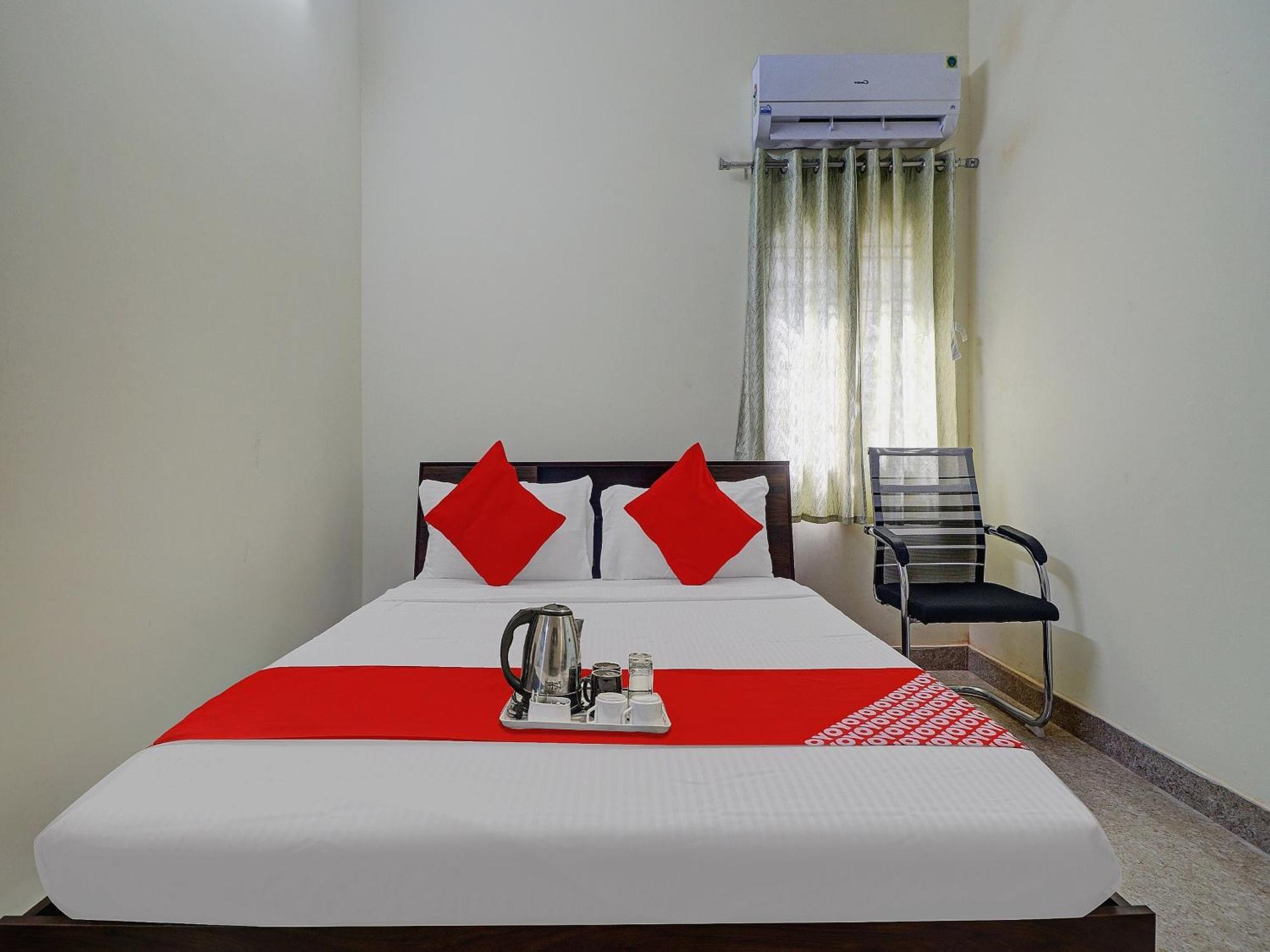 Hotel O S V Residency Kajaguda Near Gachibowli Hyderabad Eksteriør billede