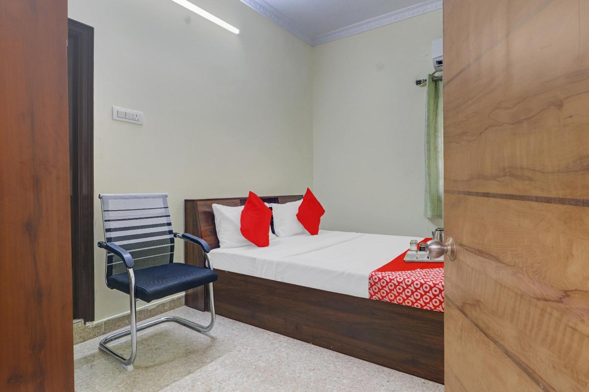 Hotel O S V Residency Kajaguda Near Gachibowli Hyderabad Eksteriør billede
